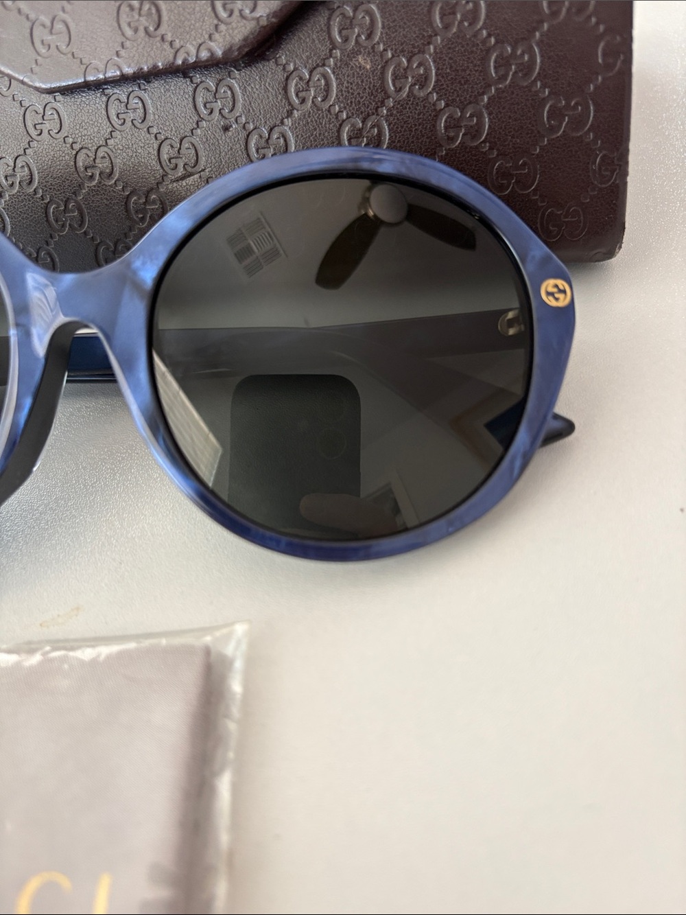 Gucci GG0023S Blue Pearl Marbled Round Oversized Sunglasses Case - Picture 3 of 7